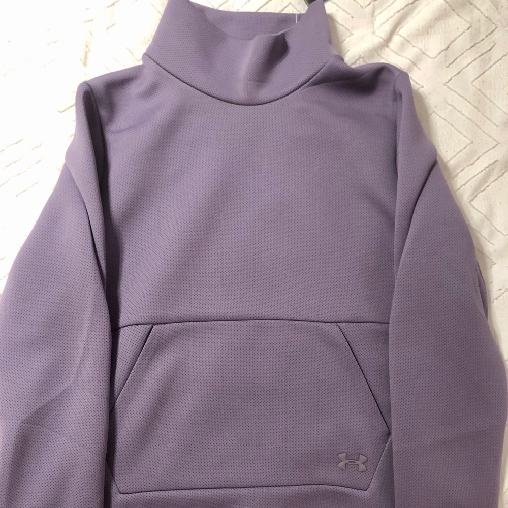 Women’s Under Armour Sweatshirt